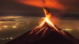 В Гватемале произошло мощное извержение вулкана Фуэго