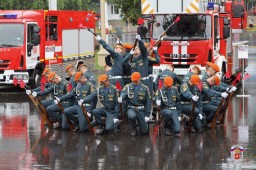 Господа, время достойных и образованных сотрудников закончилось